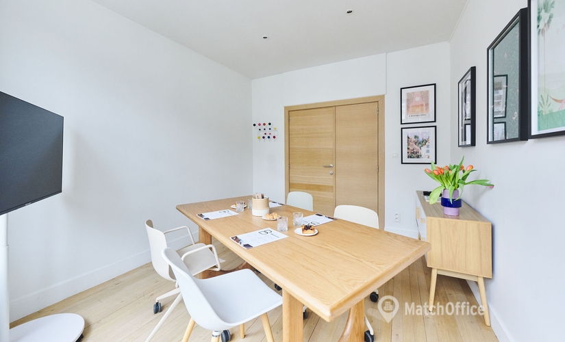 Bedrijventerrein te huur Stad Brussel, Rue de la Presse 4 , 225 m², - 3 | MatchOffice.be