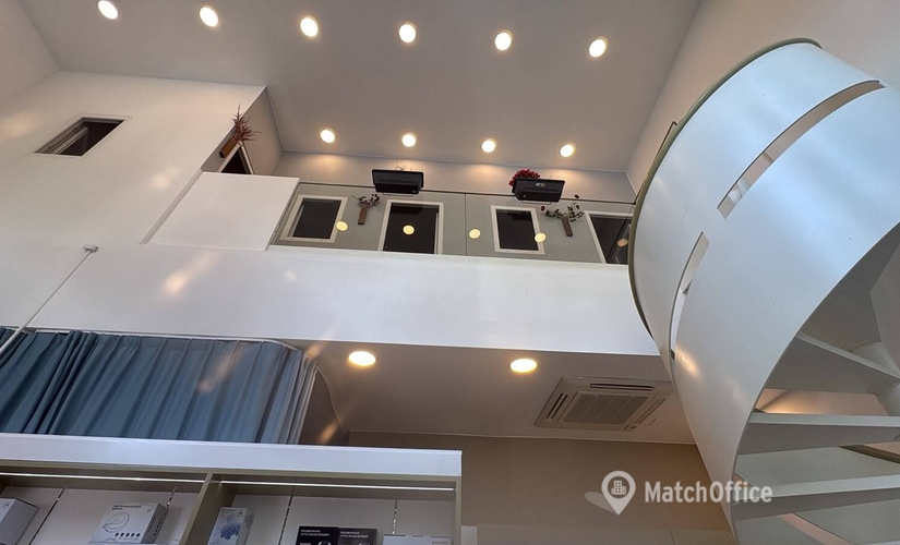 Locaux commerciaux à louer à Ville de Bruxelles, Steenweg op Etterbeek 55, 110 m², - 1 | MatchOffice.be