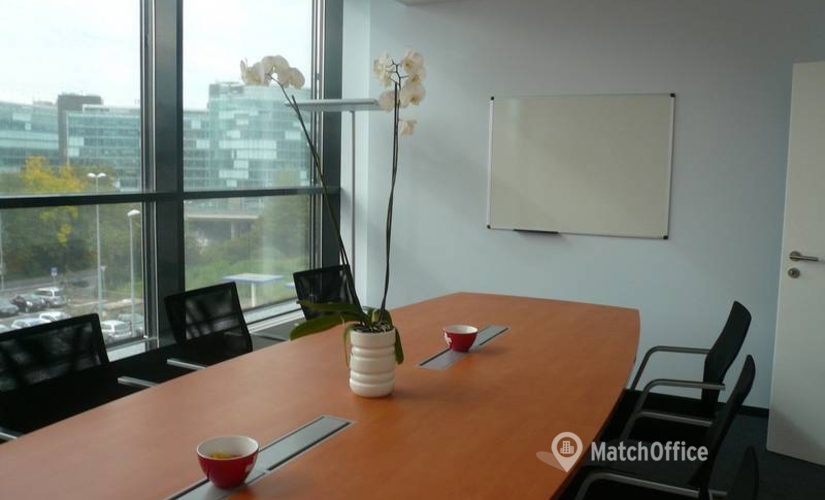 Book a 55 m² Conference space in Geneva, Chemin des Papillons 4 (1216) - 4 | MatchOffice.com