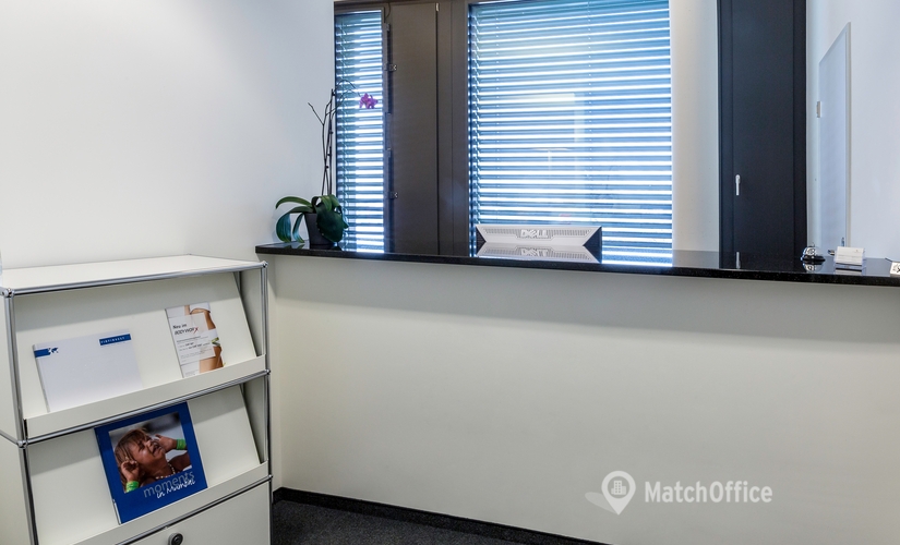 Rent a 45 m² Conference hall in Zug, General-Guisan-Strasse 6/8 (6300) - 2 | MatchOffice.com