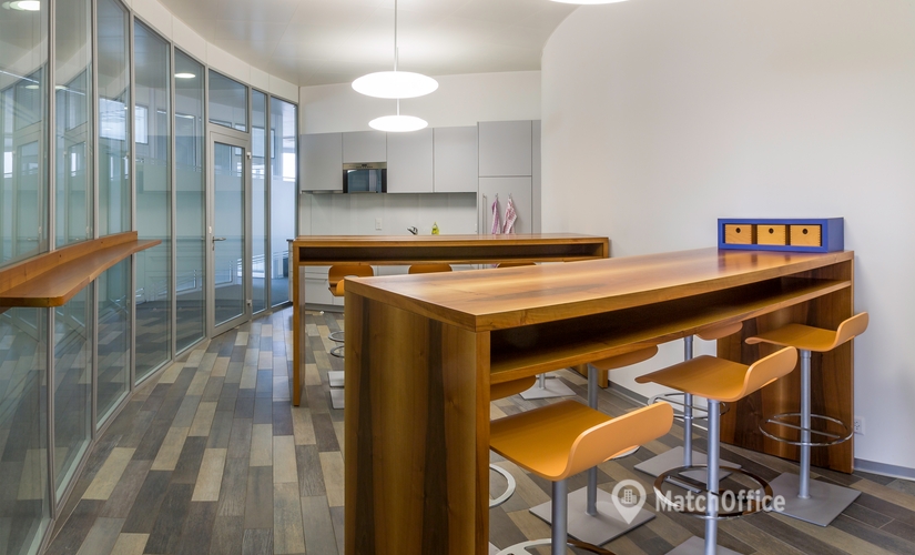 Turmstrasse 18, Seminarraum Steinhausen, 3