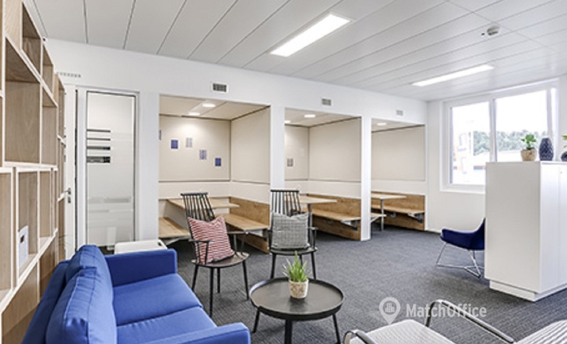 65 m² Coworking space in Schaffhausen, Industriestrasse 2 (8207) - 4 | MatchOffice
