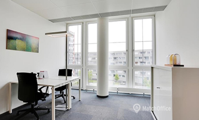 Baarerstrasse 135, Business center Zug, 1