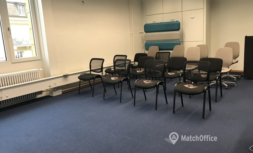 Place Numa-Droz 2, Seminarraum Neuenburg, 4