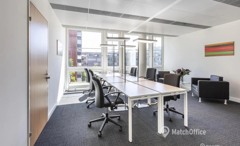 Baarerstrasse 137, Business center Zug, 8