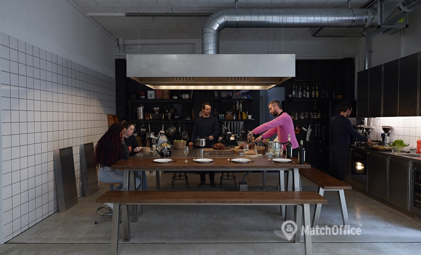 Office Rue des Voisins 20B 1205 Geneva