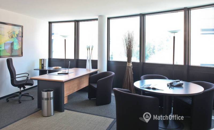 Bureau Via Lugano 13 6982 Lugano