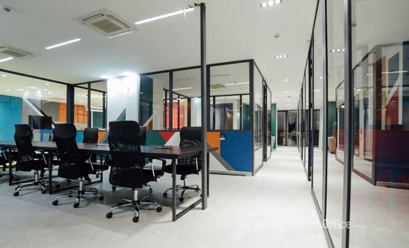 40 m² Serviced office place available to rent in Abidjan, Rue du 7 Decembre (%[postal_code]) - 1 | MatchOffice