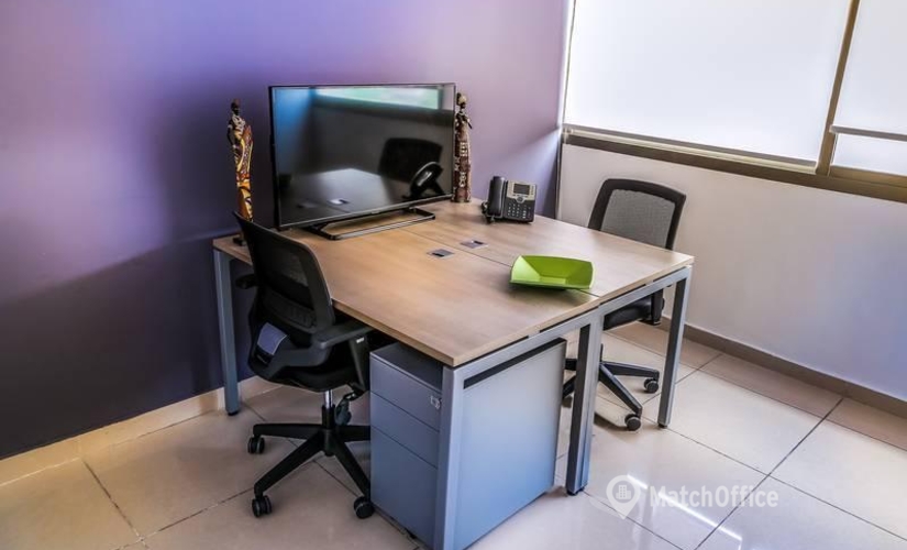 75 m² Business space building for rent in Abidjan, 07 Boulevard Plein Ciel (%[postal_code]) - 1 | MatchOffice.com