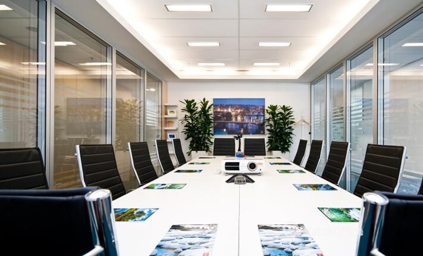 59 m² Coworking space  in Prague, Karla Engliše 3201/6 (150 00) - 3 | MatchOffice.com
