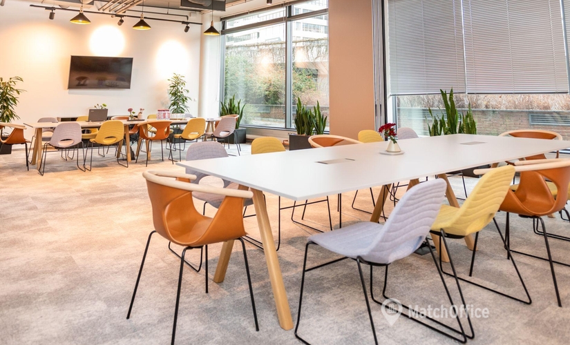 720 m² Coworking space in Prague, Bucharova 1314/8 (158 00) - 4 | MatchOffice.com