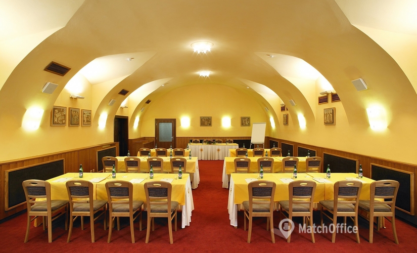 160 m² Meeting room in Třeboň, Masarykovo námesti (379 01) - 0 | MatchOffice