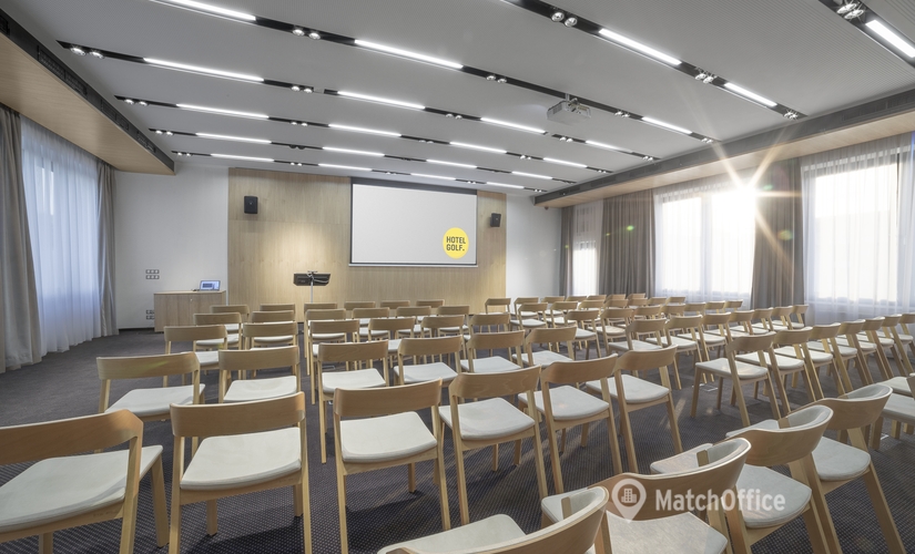 38 m² Convention center in Prague, Plzeňská (150 00) - 2 | MatchOffice.com