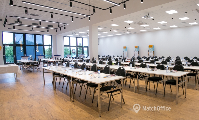 300 m² Meeting room in Jičín, Revoluční 1267 (506 01) - 1 | MatchOffice