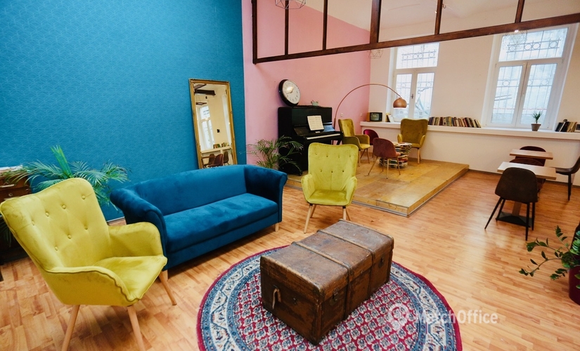 250 m² Coworking space in Prague, Blanická (120 00) - 1 | MatchOffice.com