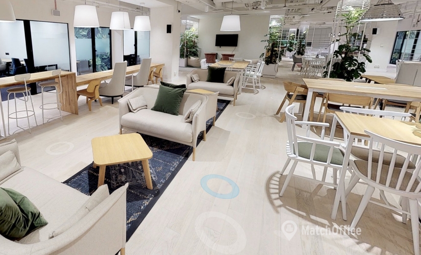 150 m² Business space place for rent in Prague, Plynární 10 (170 00) - 0 | MatchOffice.com