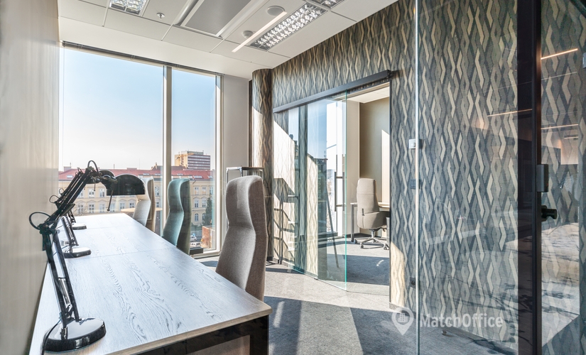 3849 m² Shared workspace in Prague, Plynární (170 00) - 2 | MatchOffice.com