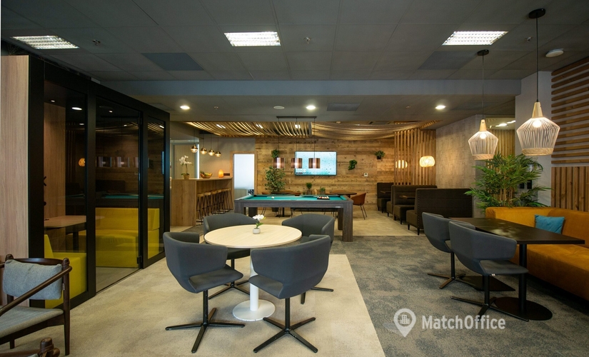 200 m² Serviced office in Prague, Karla Engliše 3201/6 (150 00) - 3 | MatchOffice.com