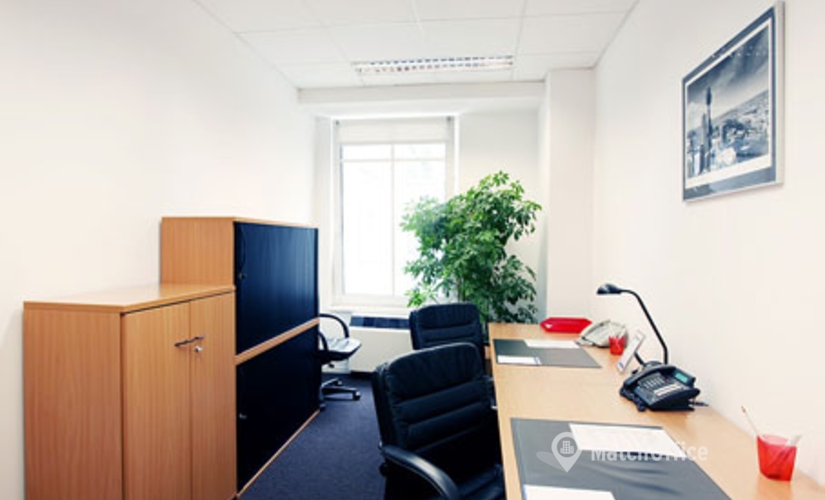 35 m² Business center property up for rent in Prague, Klimentskà 46 (110 02) - 3 | MatchOffice.com