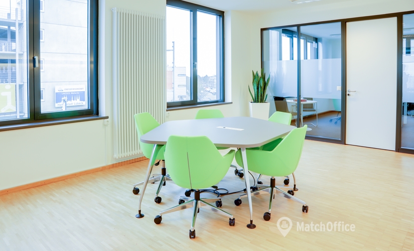 35 m² Conference space in Kiel, Maria-Goeppert-Strasse 3 (23562) - 2 | MatchOffice