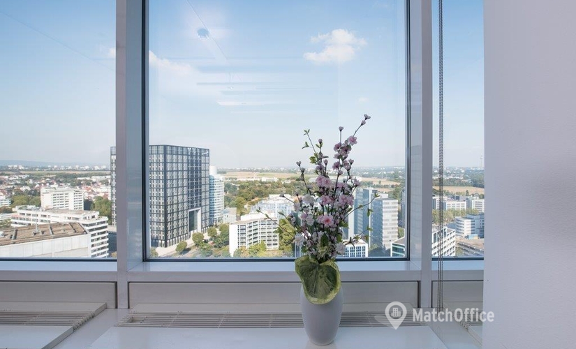  Meetingraum  zur Miete in Eschborn, Mergenthalerallee 10-12, 40 m², 6 | MatchOffice.de