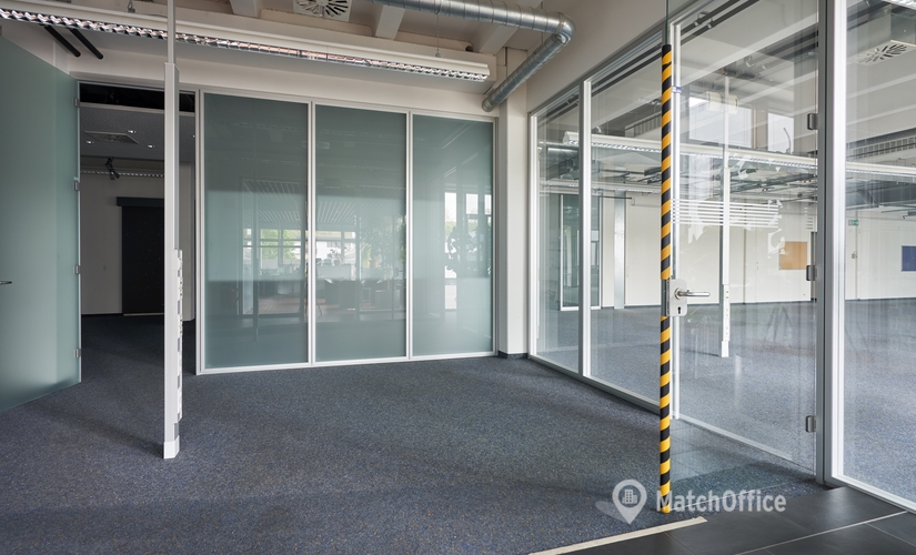  Meetingraum zu vermieten in Frickenhausen, Benzstraße 2, 30 m², 2 | MatchOffice.de