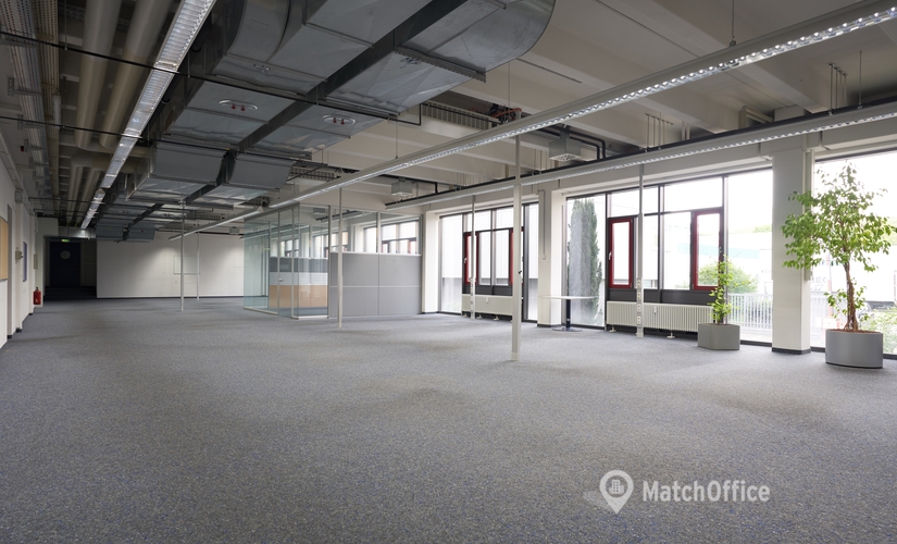 Meetingraum zu vermieten in Frickenhausen, Benzstraße 2, 30 m², 4 | MatchOffice.de