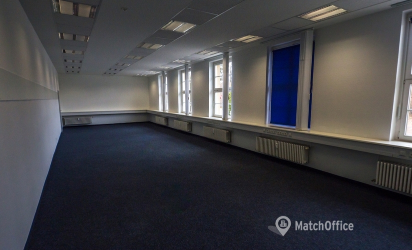 Book a 25 m² Conference space in Dresden, Zur Wetterwarte 50 (01109) - 3 | MatchOffice