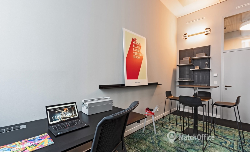 Alexanderufer 3 - 7, Business Center in Berlin Mitte