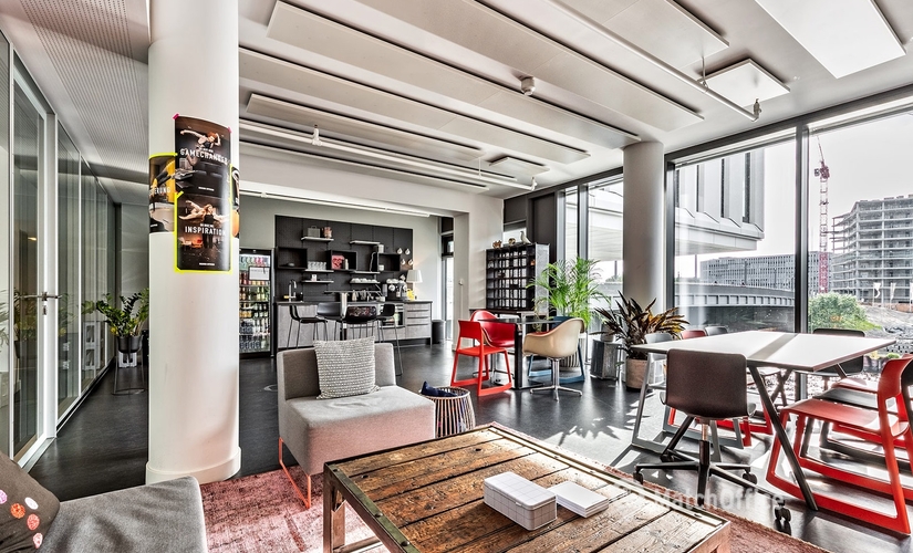 Alexanderufer 3 - 7, Business Center in Berlin Mitte