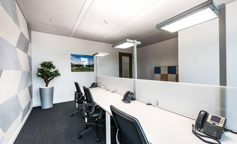70 m² Coworking space  in Berlin Mitte, Rahel-Hirsch-Straße 10 (10557) - 4 | MatchOffice.com