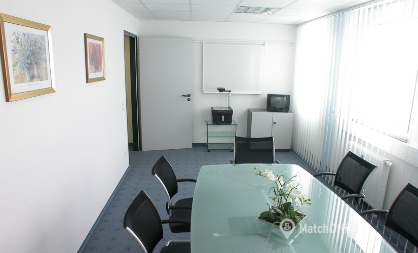 30 m² Coworking space  in Wolfratshausen, Bürgermeister-Finsterwalder-Ring 10 (82515) - 6 | MatchOffice.com