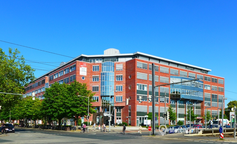Join comfortable a 30 m² Coworking space  in Hannover, Hildesheimer Str. 265-267 (30519) - 9 | MatchOffice