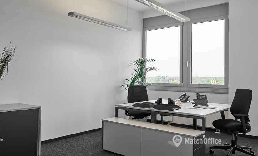 Werner-Heisenberg-Straße 2, Business Center in Neu-Isenburg, 1