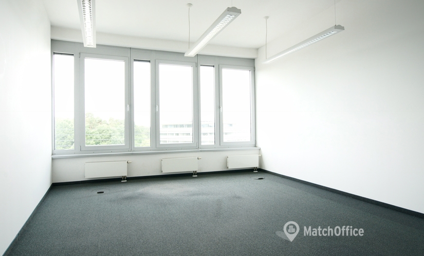 Werner-Heisenberg-Straße 2, Business Center in Neu-Isenburg
