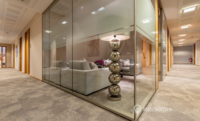 Rent a 27 m² Conference room in Hamburg, Neuer Wall 80 (20354) - 1 | MatchOffice.com