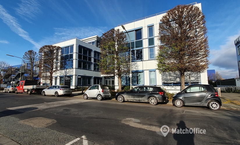 Berner Straße 81, Business Center in Frankfurt Nieder Eschbach, 1