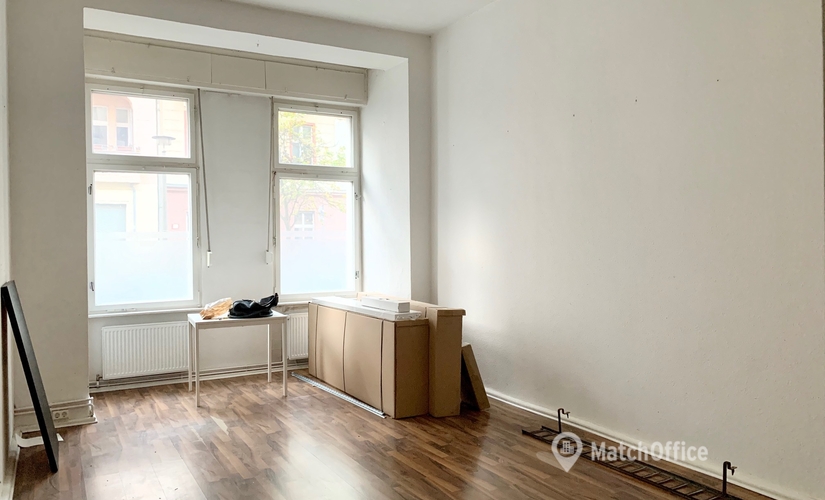 90 m² Serviced office place for rent in Berlin Mitte, Driesener Straße 12 (10439) - 1 | MatchOffice