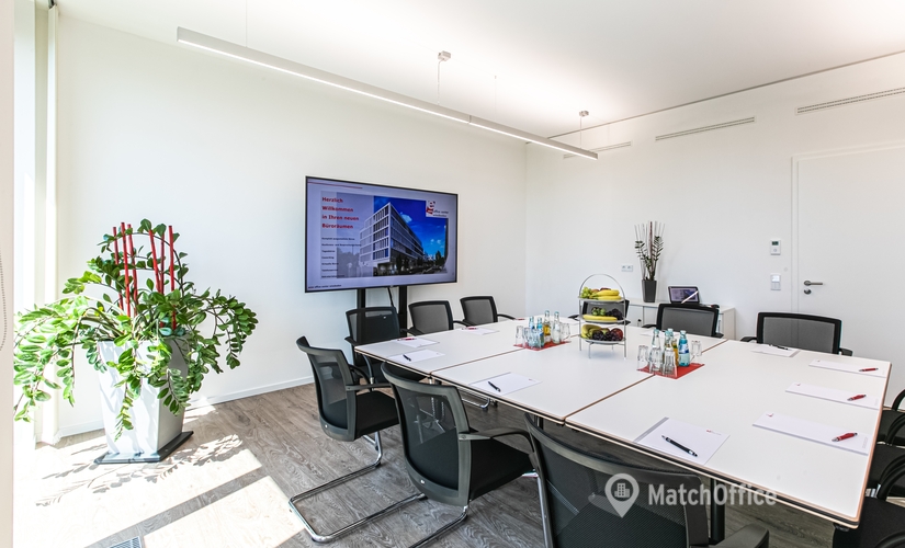 Rent a 100 m² Conference space in Wiesbaden, Klingholzstraße 7 (65189) - 1 | MatchOffice