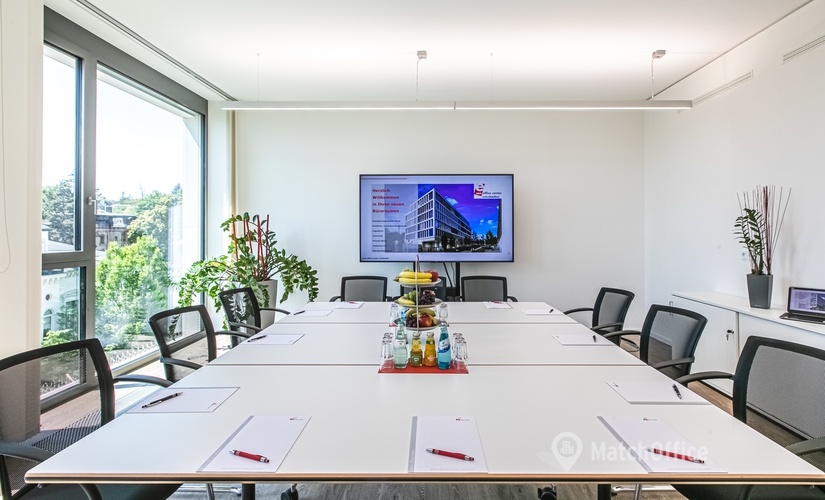Choose a 100 m² Meeting room in Wiesbaden, Klingholzstraße 7 (65189) - 2 | MatchOffice