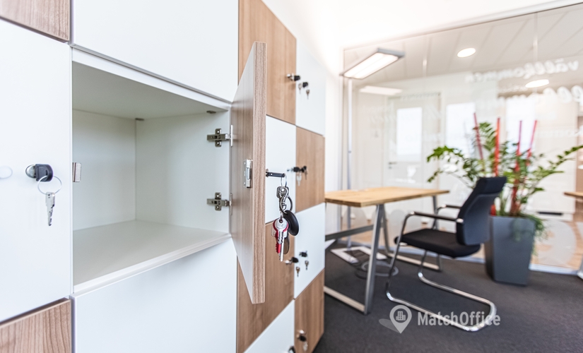 Explore flexible a 30 m² Coworking in Wiesbaden, Klingholzstraße 7 (65189) - 4 | MatchOffice.com