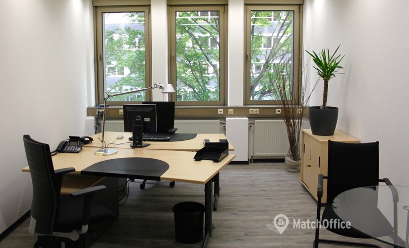 Lyoner Strasse 14, Business Center in Frankfurt Niederrad, 2