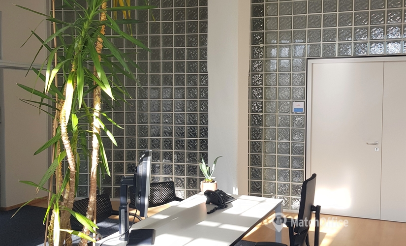 Im Schwarzenbach 4, Business Center in Weil am Rhein, 2