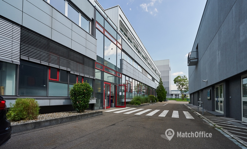 Benzstraße 2, Business Center in Frickenhausen