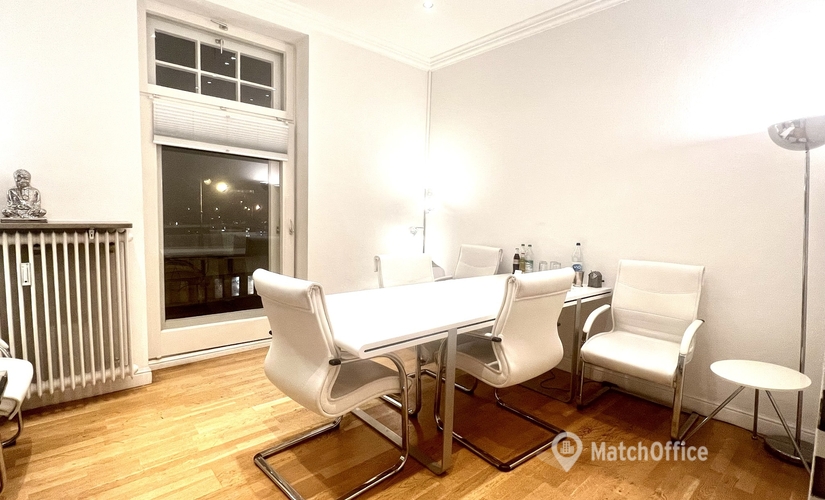 Grillparzerstraße 46, Seminarraum in München Bogenhausen, 1