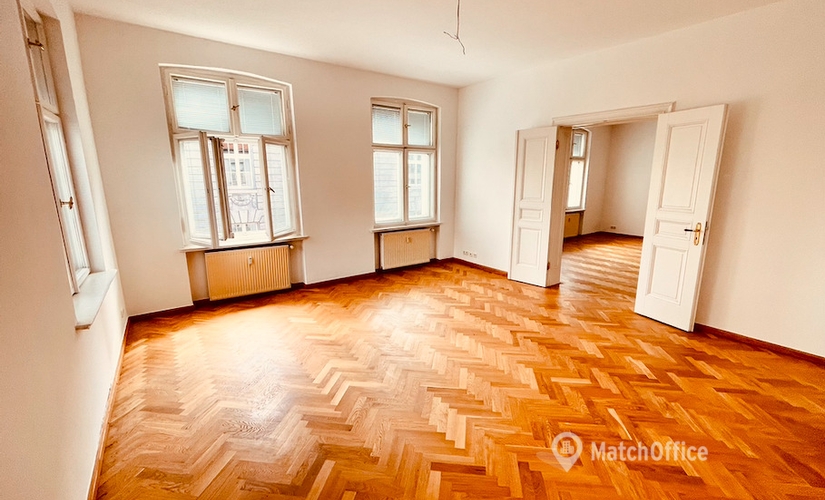Anna-Louisa-Karsch-Straße, Business Center in Berlin Mitte, 2