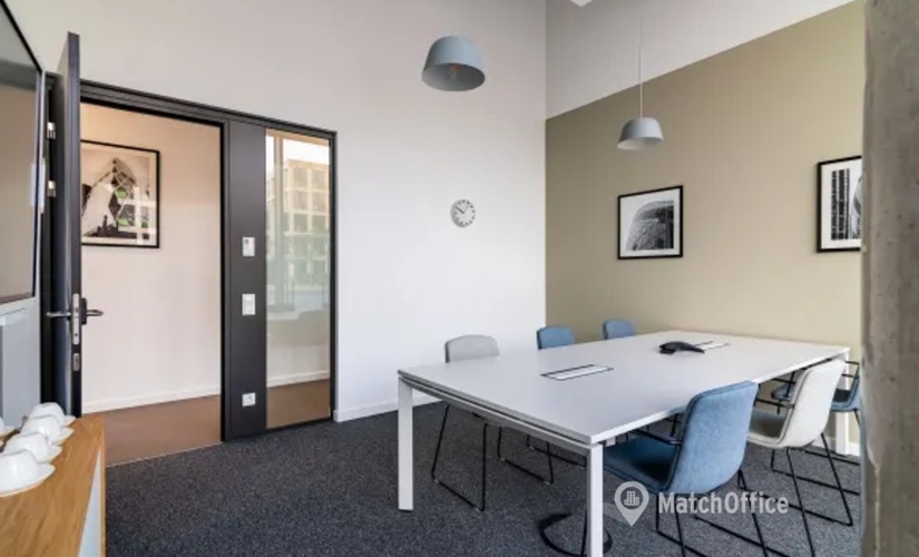 10 m² Business center in Frankfurt Nord, Basler Straße 3 (61352) - 2 | MatchOffice.com