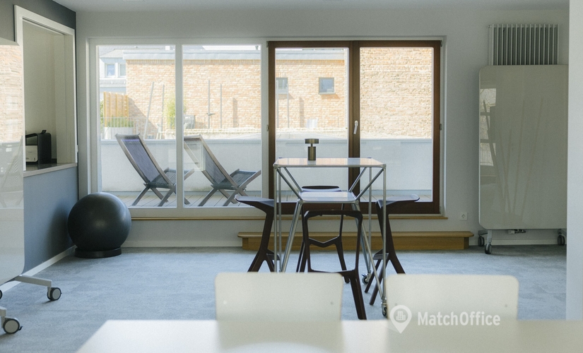 130 m² Conference hall in Frankfurt West, Gräfstraße 79 (60486) - 1 | MatchOffice