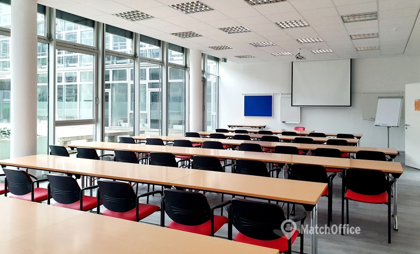 98 m² Conference room in Leipzig, Friedrich-List-Platz 1 (04103) - 2 | MatchOffice.com