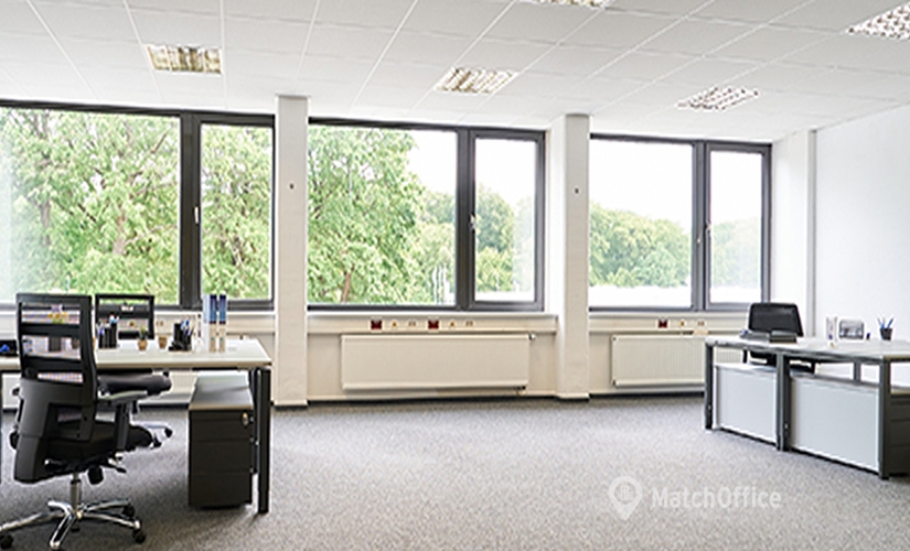 Philipp-Reis-Straße 17, Business Center in Maintal, 1